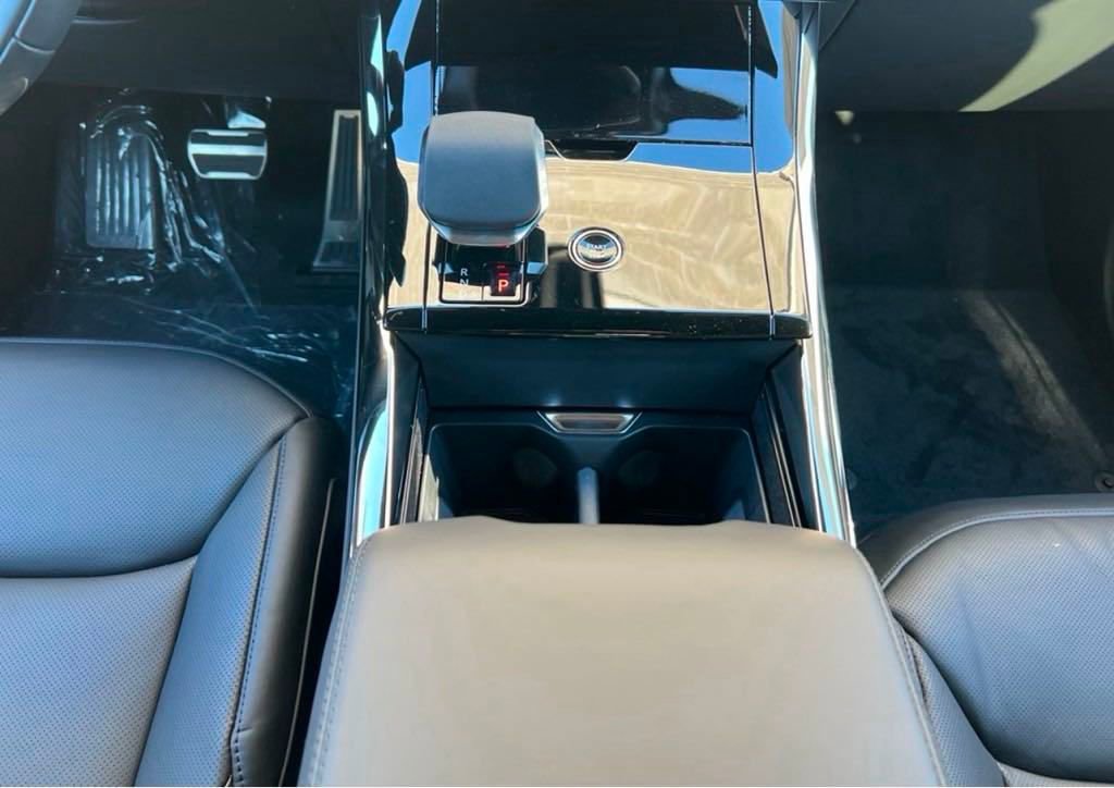 New 2025 Land Rover Range Rover Sport Dynamic SE image 23