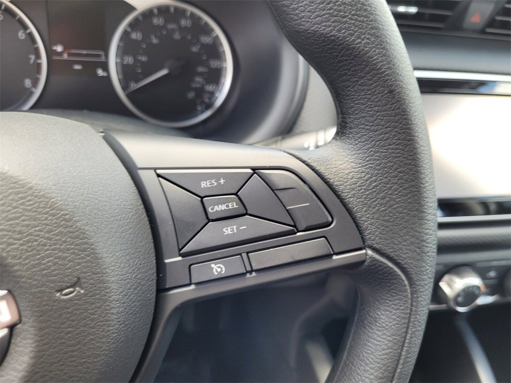 New 2025 Nissan Kicks Play S w/ Interior Electronics Package image 18