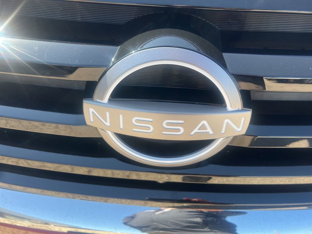 Certified 2024 Nissan Pathfinder Platinum w/ Cargo Package AWD/4WD image 30