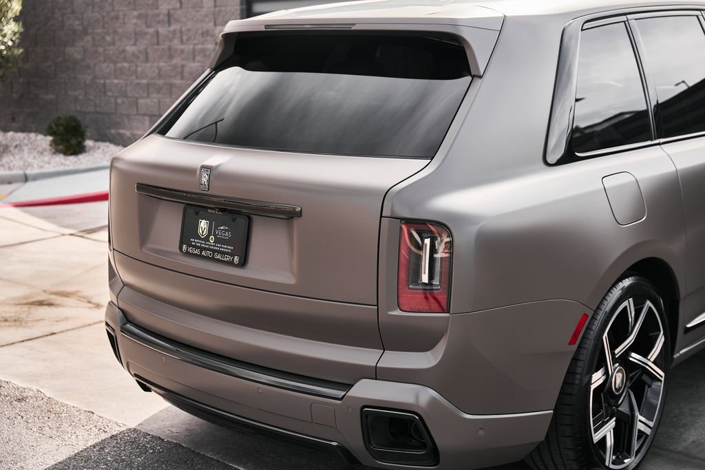 Used 2026 Rolls-Royce Cullinan Black Badge image 15