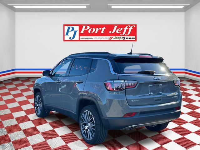 Used 2023 Jeep Compass Limited w/ Elite Group AWD/4WD image 5