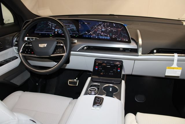New 2027 Cadillac Vistiq Luxury AWD/4WD image 12