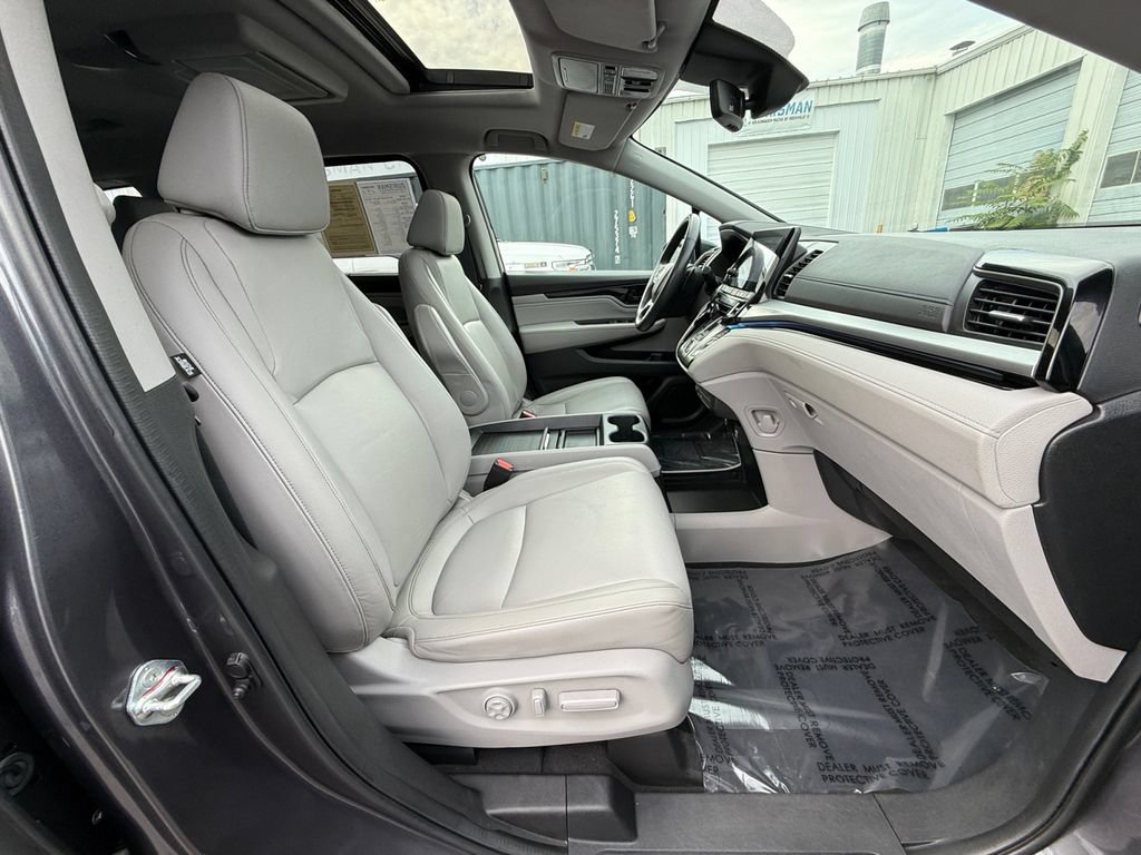 Used 2024 Honda Odyssey Touring image 29