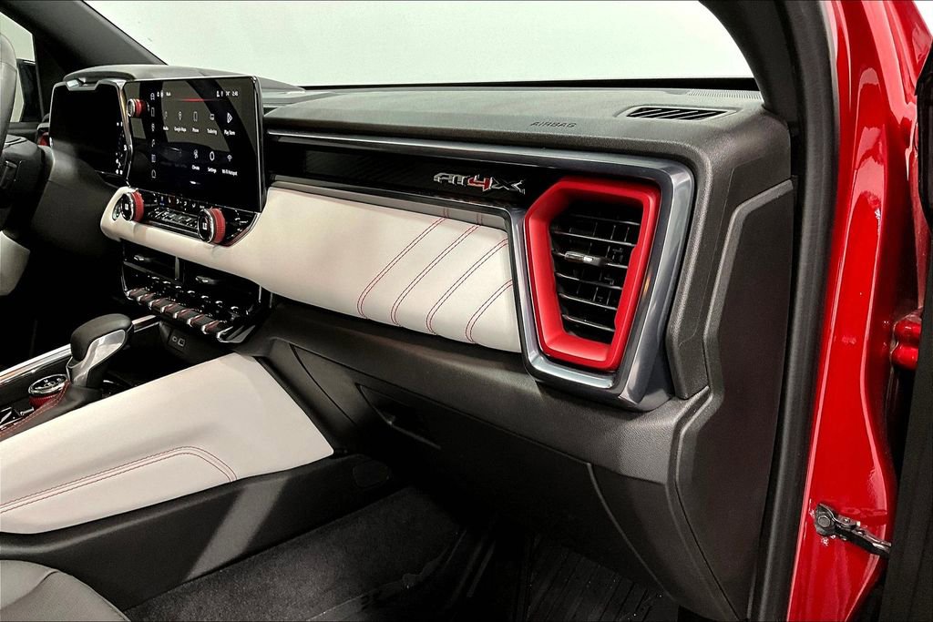Used 2023 GMC Canyon AT4X image 19