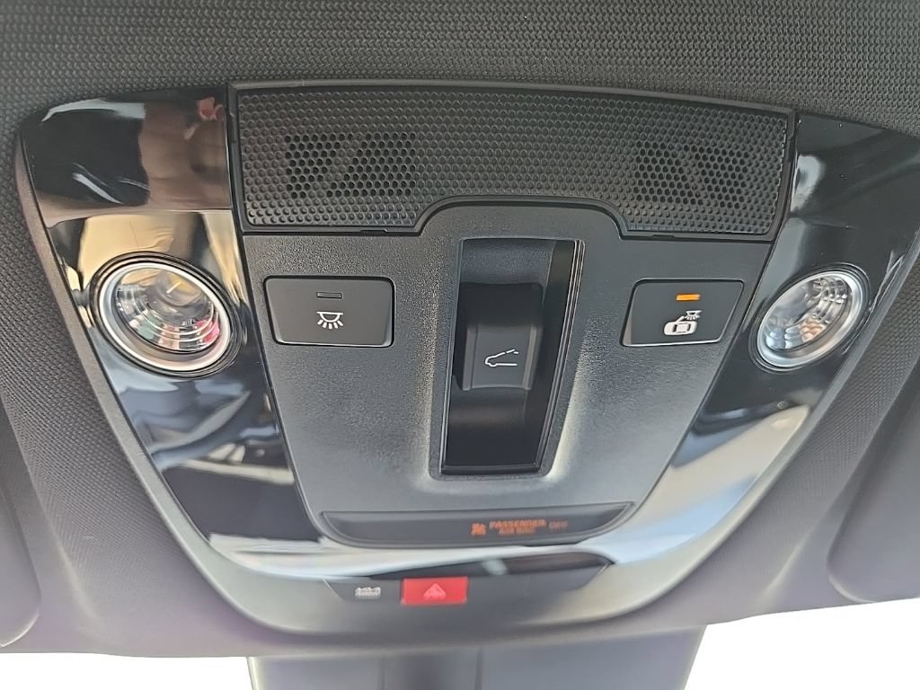 Certified 2025 Kia EV6 GT-Line AWD/4WD image 30