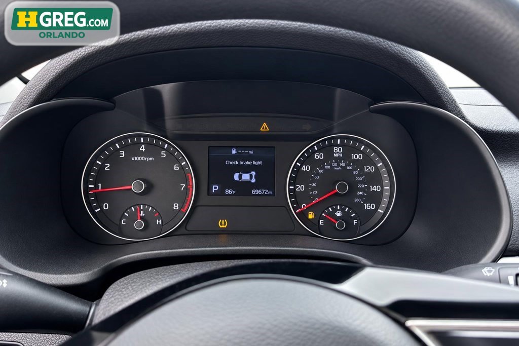 Used 2020 Kia Forte LXS FWD image 16