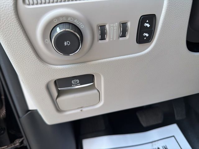 Used 2022 Jeep Wagoneer Series II image 18