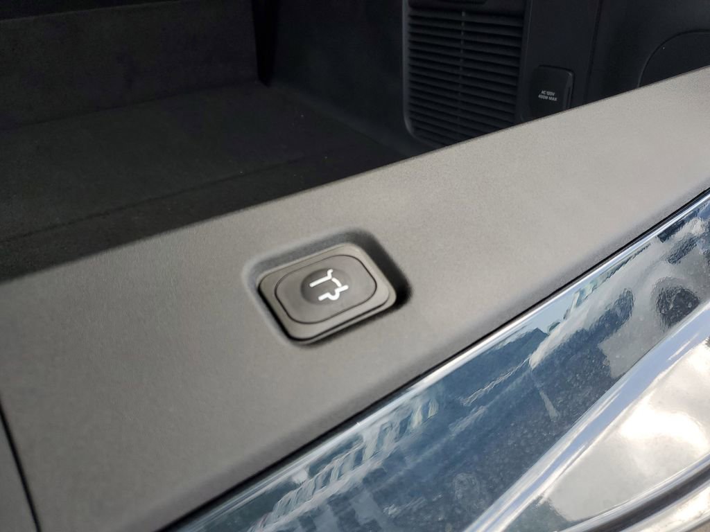 New 2026 Lincoln Navigator L Reserve w/ Jet Appearance Package AWD/4WD image 8