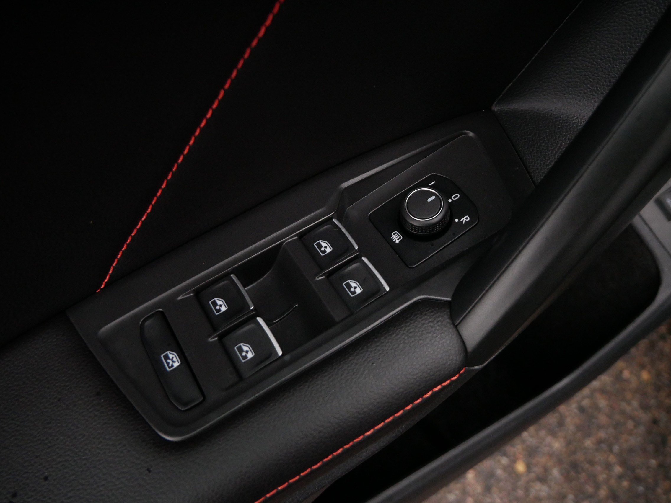 Certified 2024 Volkswagen Tiguan Wolfsburg Edition AWD/4WD image 19