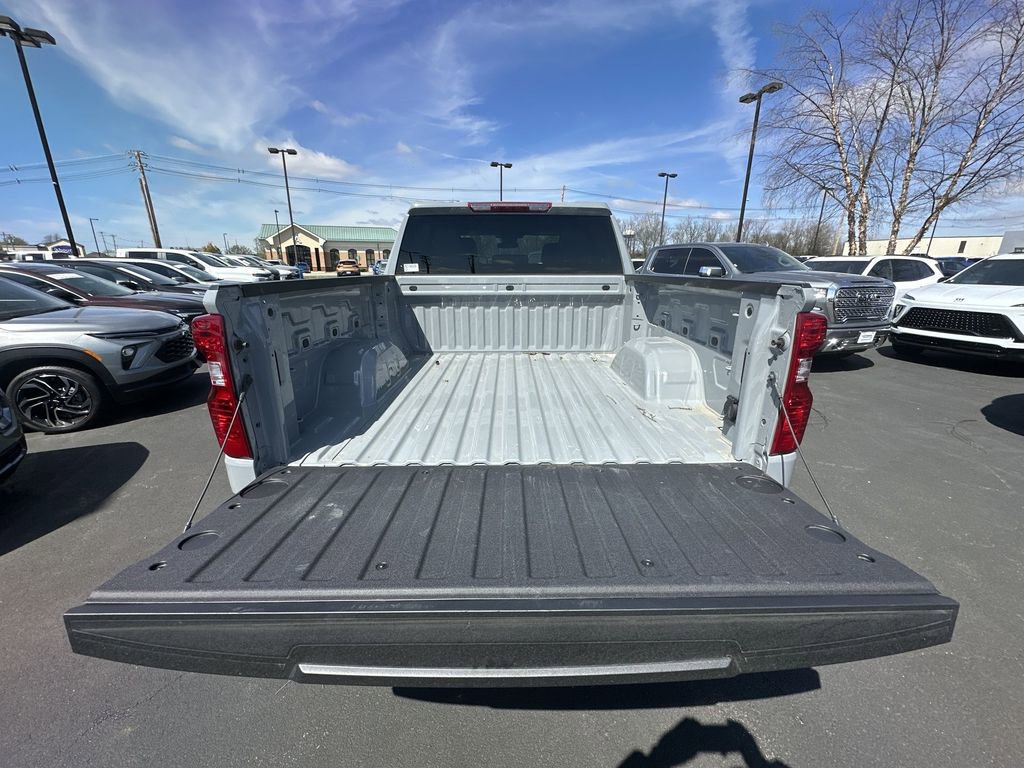 Used 2024 Chevrolet Silverado 1500 LT image 22