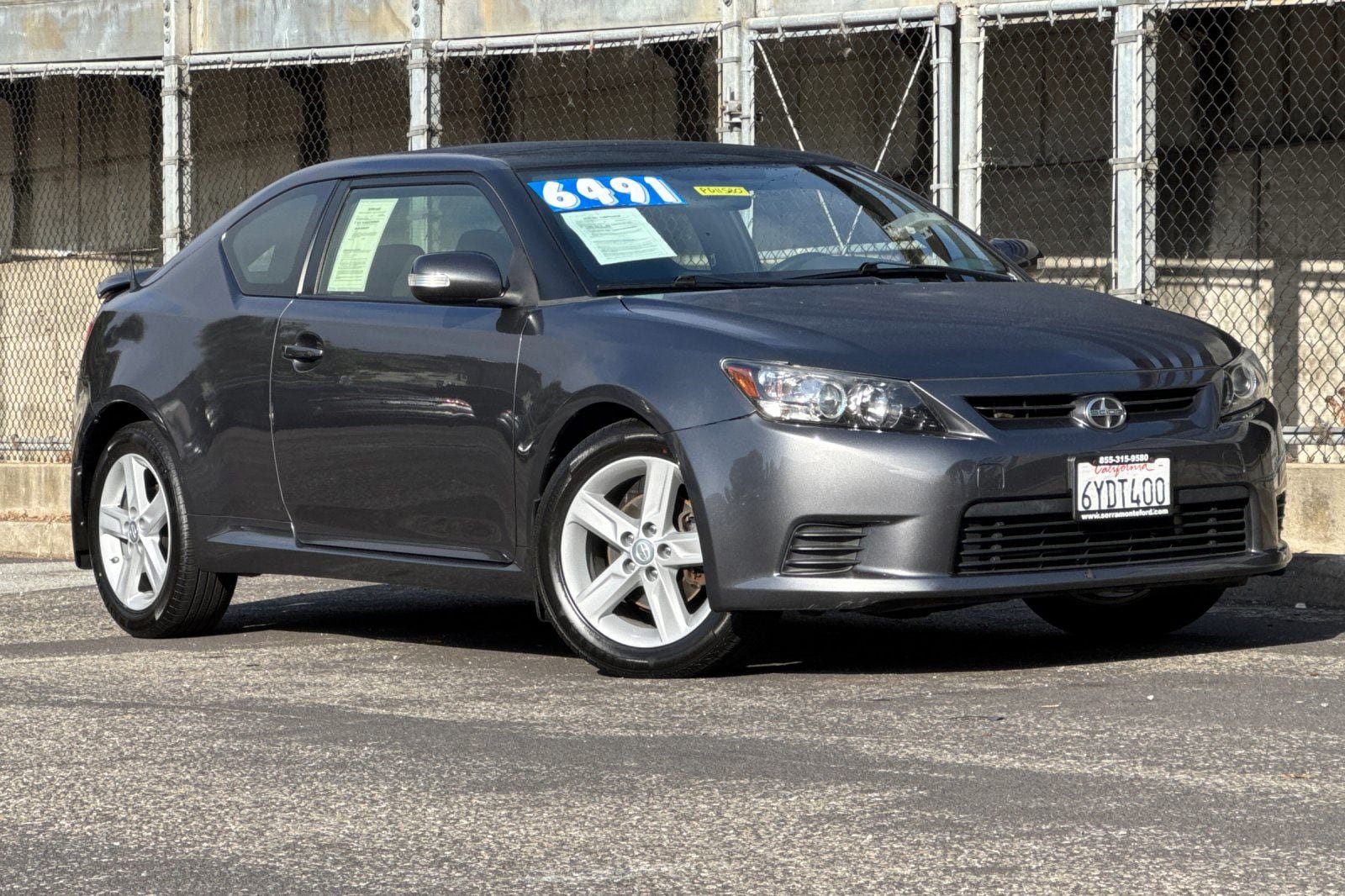 Used 2013 Scion tC FWD image 2