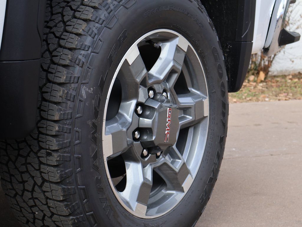 New 2026 GMC Sierra 2500 SLE AWD/4WD image 45