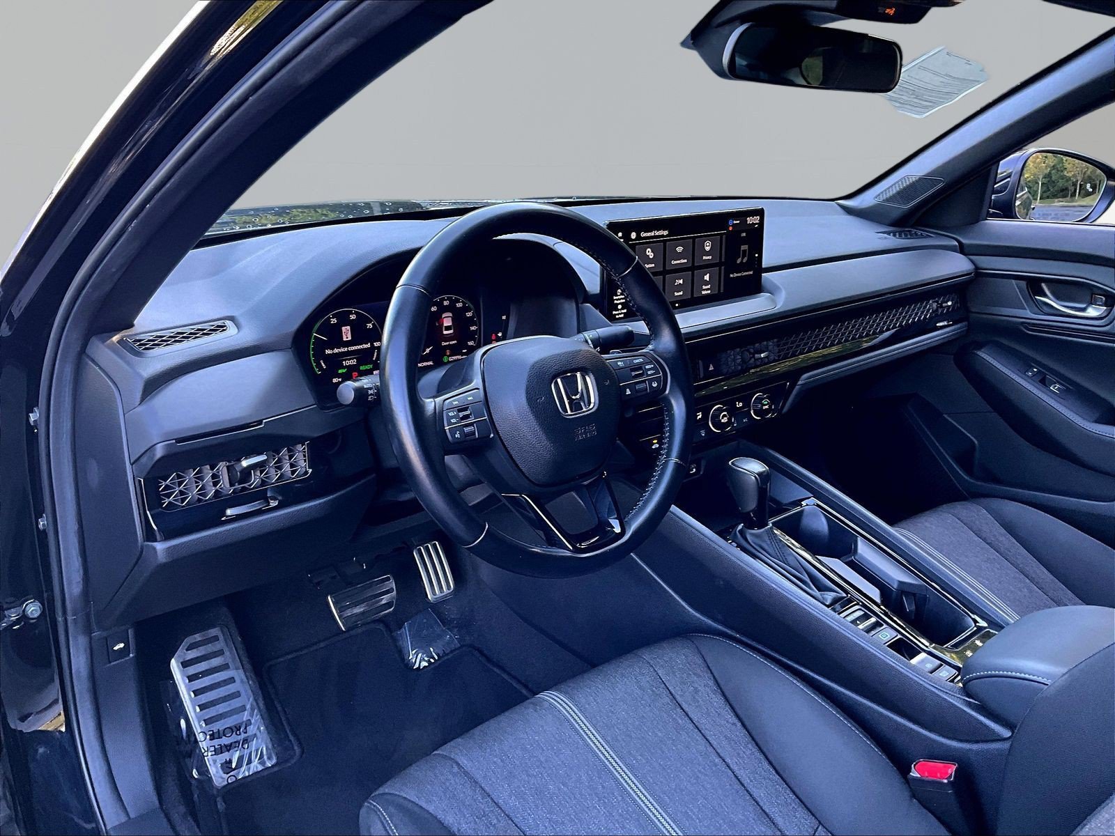 Used 2024 Honda Accord Sport image 16