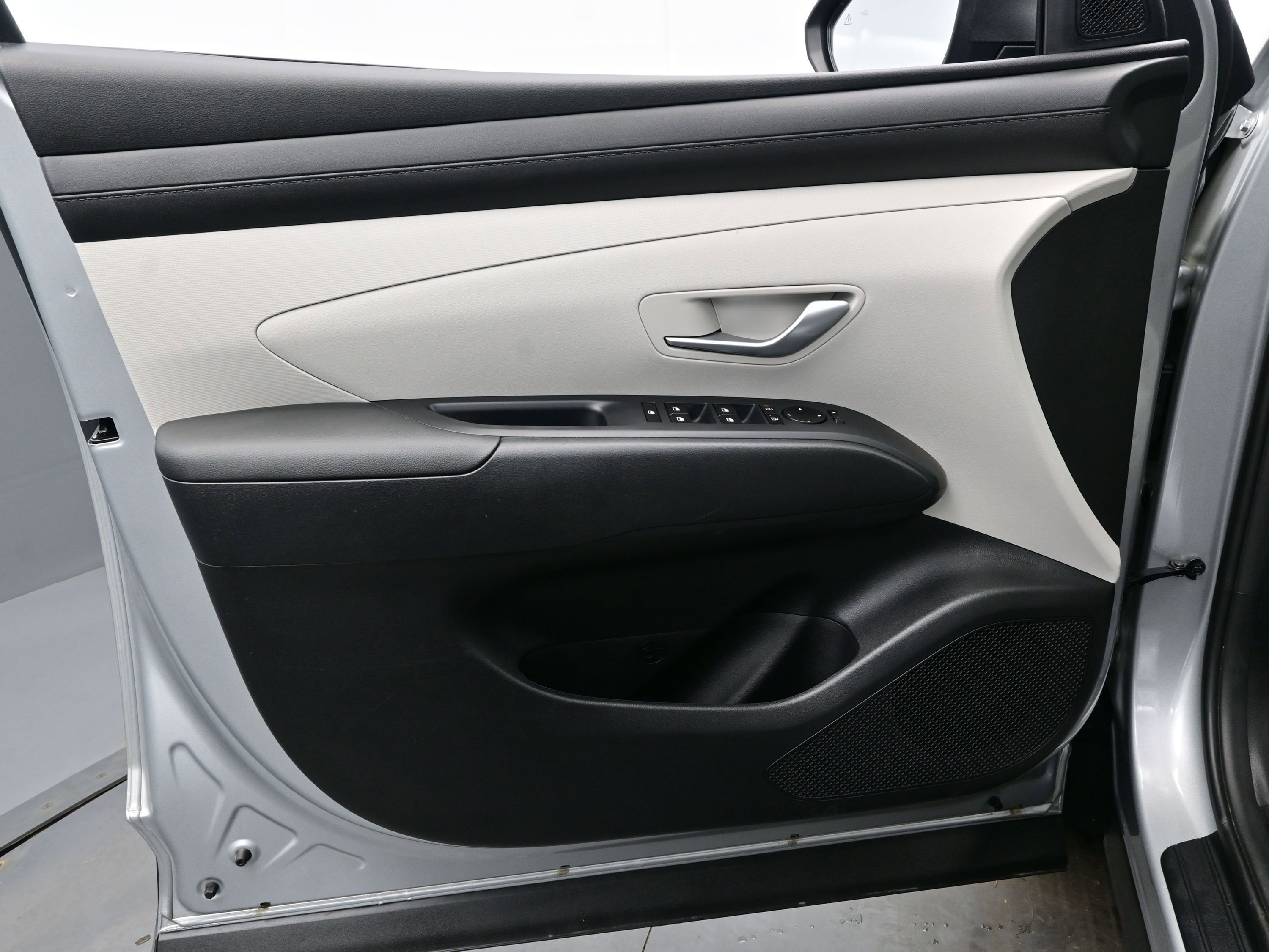 Used 2026 Hyundai Tucson SEL image 9