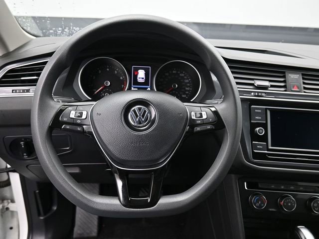 Used 2020 Volkswagen Tiguan S image 15