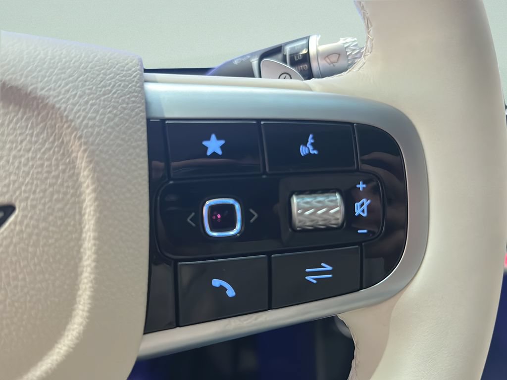 New 2026 Genesis GV60 AWD image 25