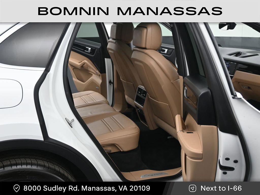 Used 2021 Porsche Cayenne image 10