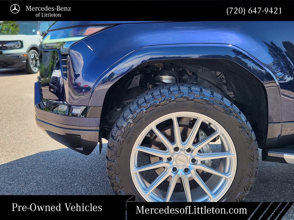 Used 2024 Lexus GX 550 w/ Accessory Package (31) AWD/4WD image 9