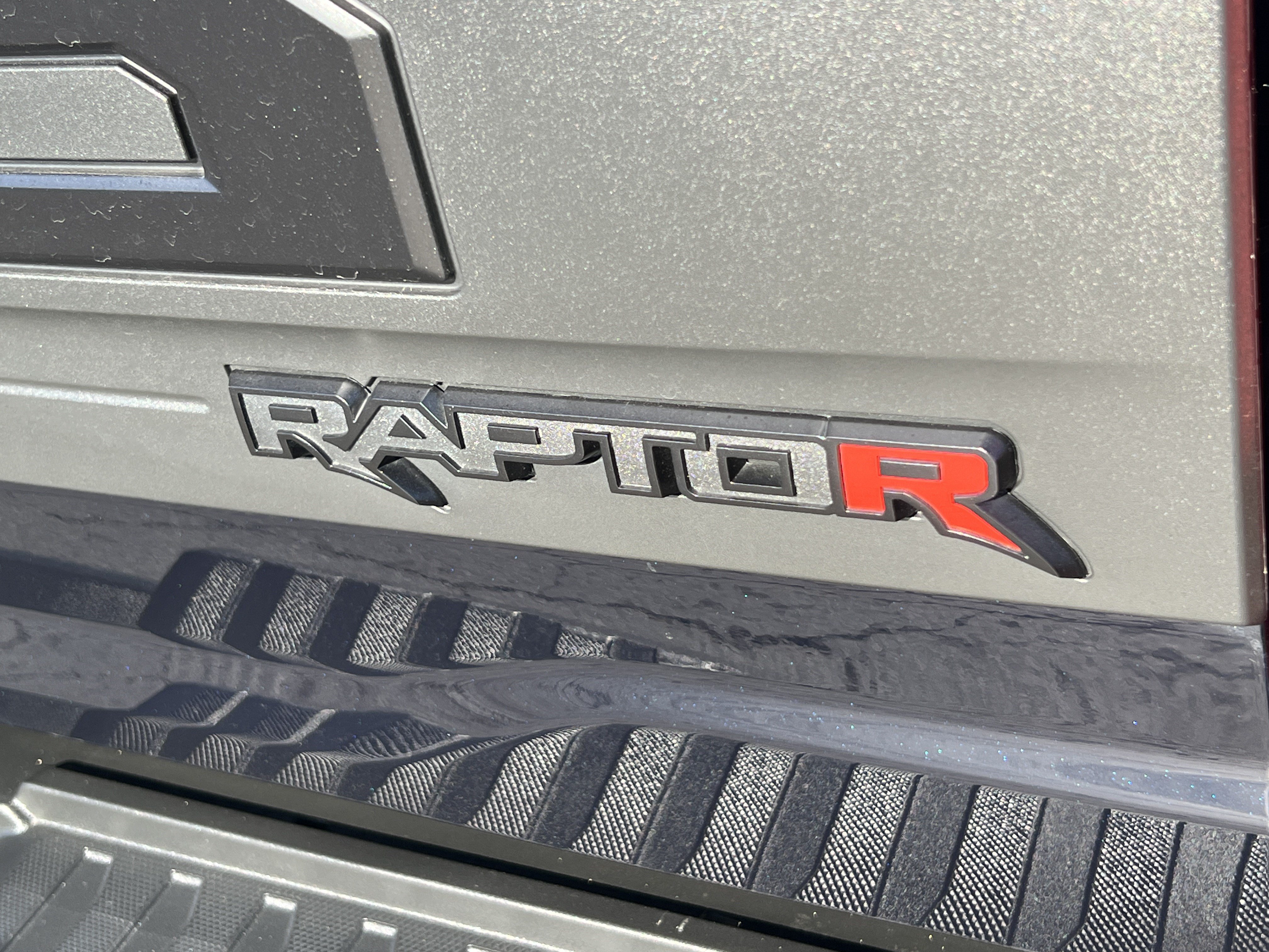 Used 2023 Ford F150 Raptor w/ Equipment Group 802A Raptor R AWD/4WD image 9