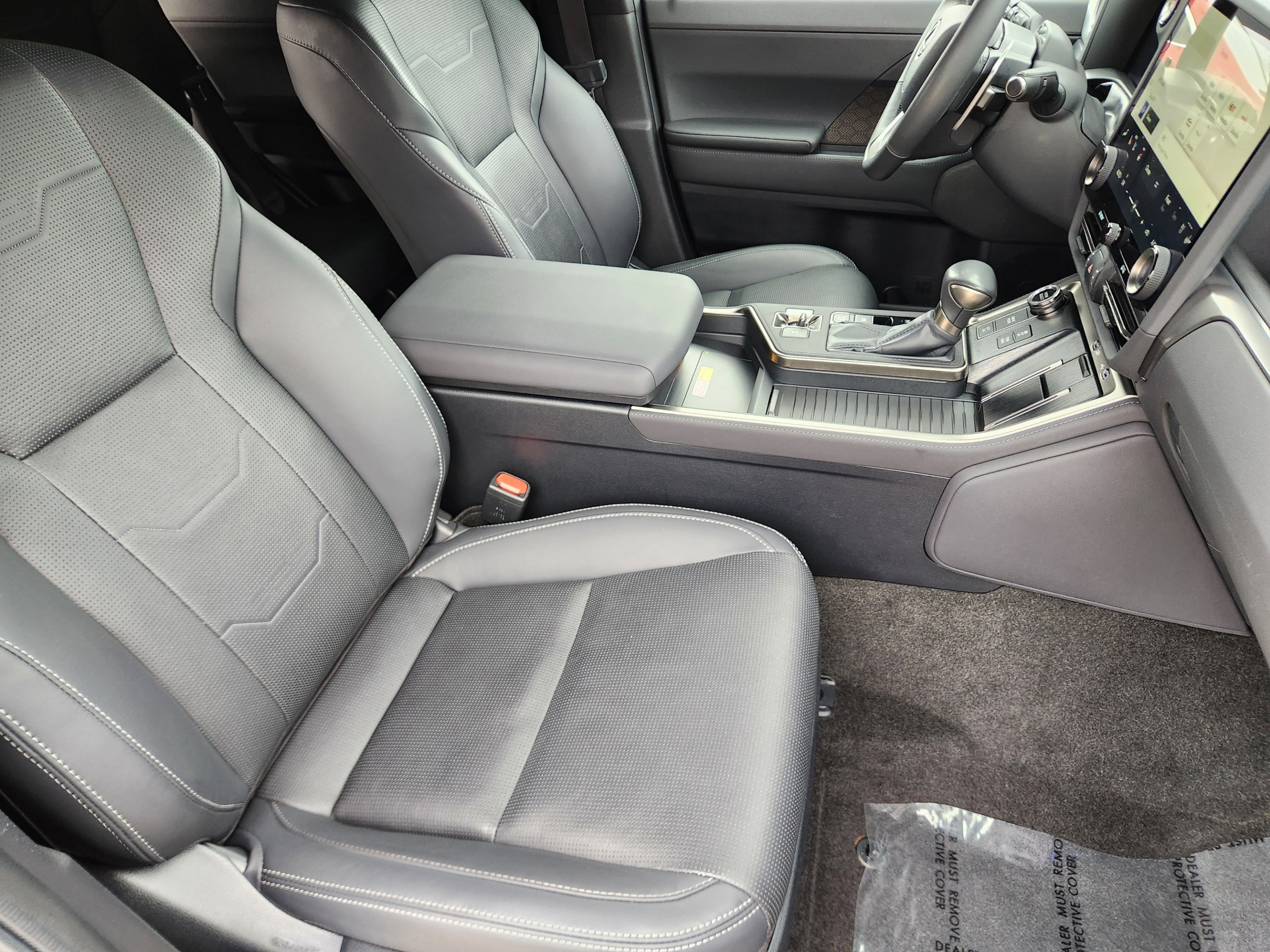 Certified 2024 Lexus GX 550 w/ Accessory Package (Z1) AWD/4WD image 26