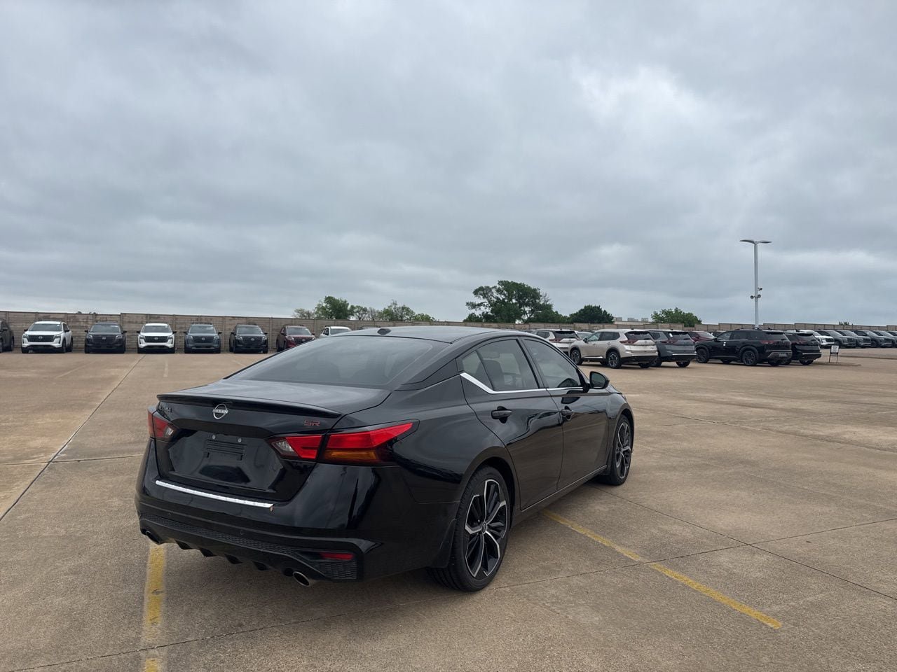 Certified 2023 Nissan Altima 2.5 SR w/ SR Premium Package FWD image 19