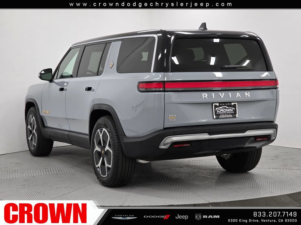 Used 2024 Rivian R1S Adventure AWD/4WD image 5