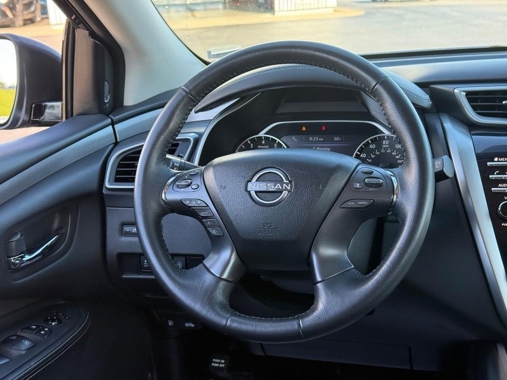 Used 2023 Nissan Murano SV AWD/4WD image 14