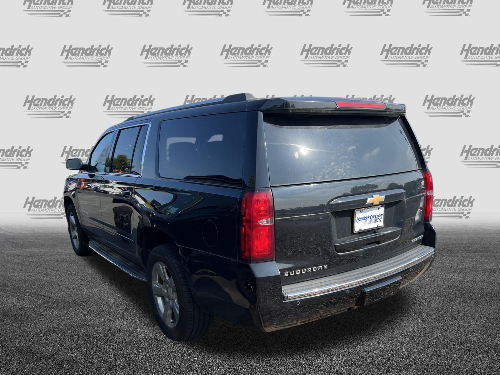 Used 2020 Chevrolet Suburban Premier AWD/4WD image 8