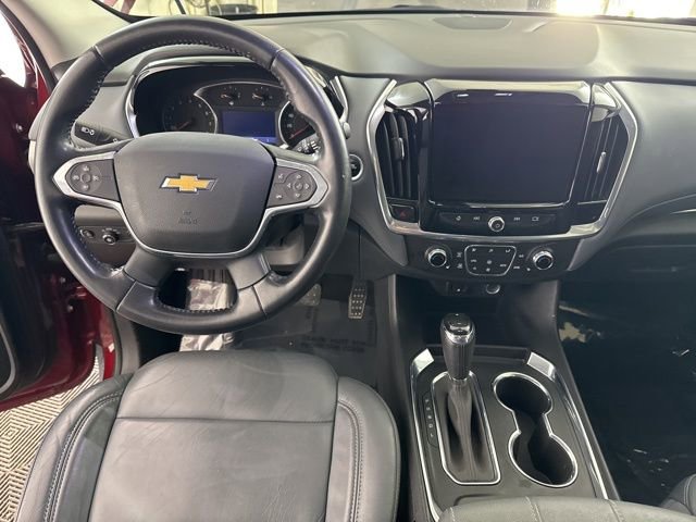Used 2020 Chevrolet Traverse LT w/ LPO, Floor Liner Package image 31