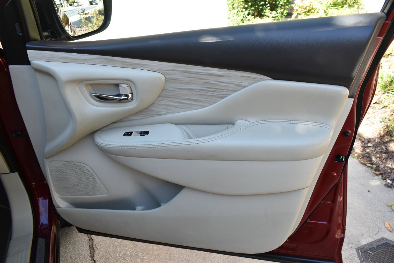 Used 2018 Nissan Murano Platinum AWD/4WD image 37