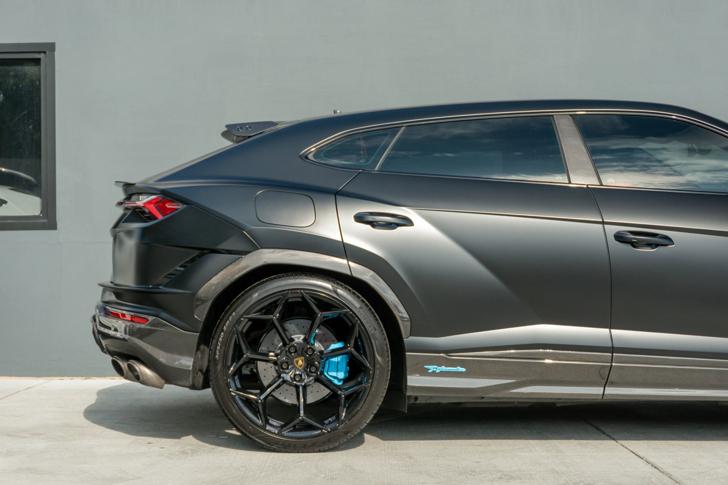 Used 2024 Lamborghini Urus Performante image 37