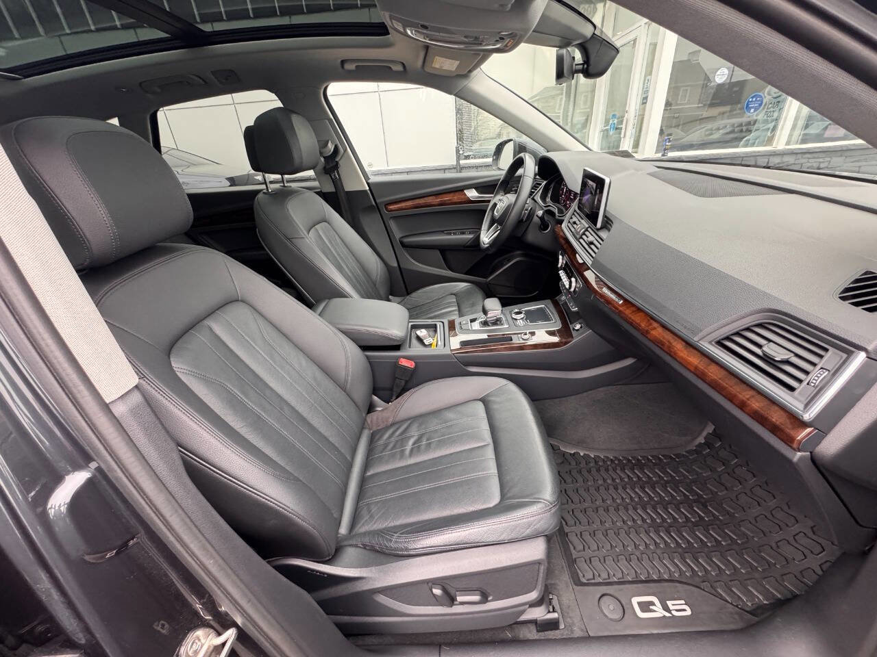 Used 2018 Audi Q5 2.0T Premium Plus w/ Premium Plus Package AWD/4WD image 15