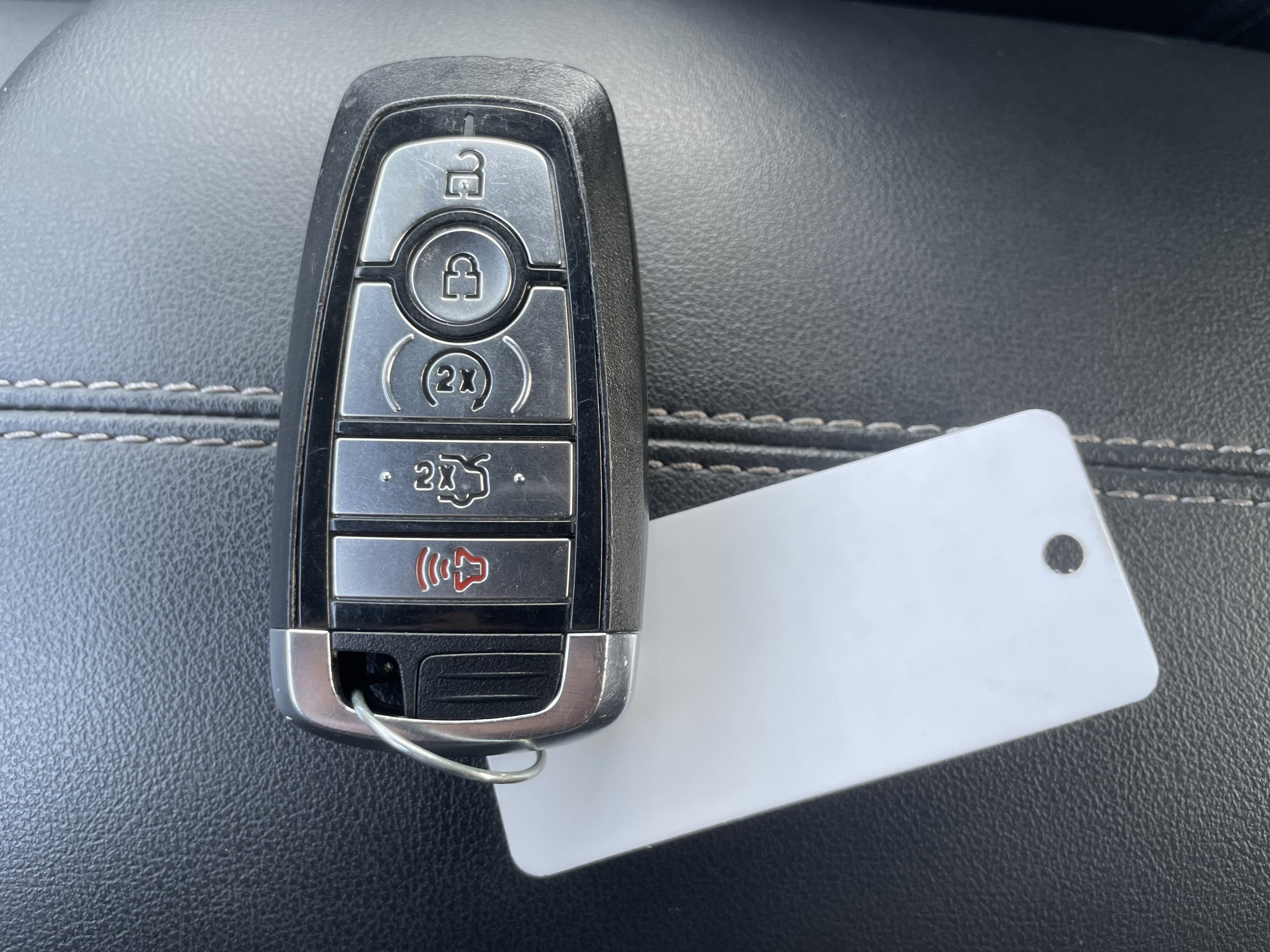 Used 2025 Ford Mustang Premium image 28