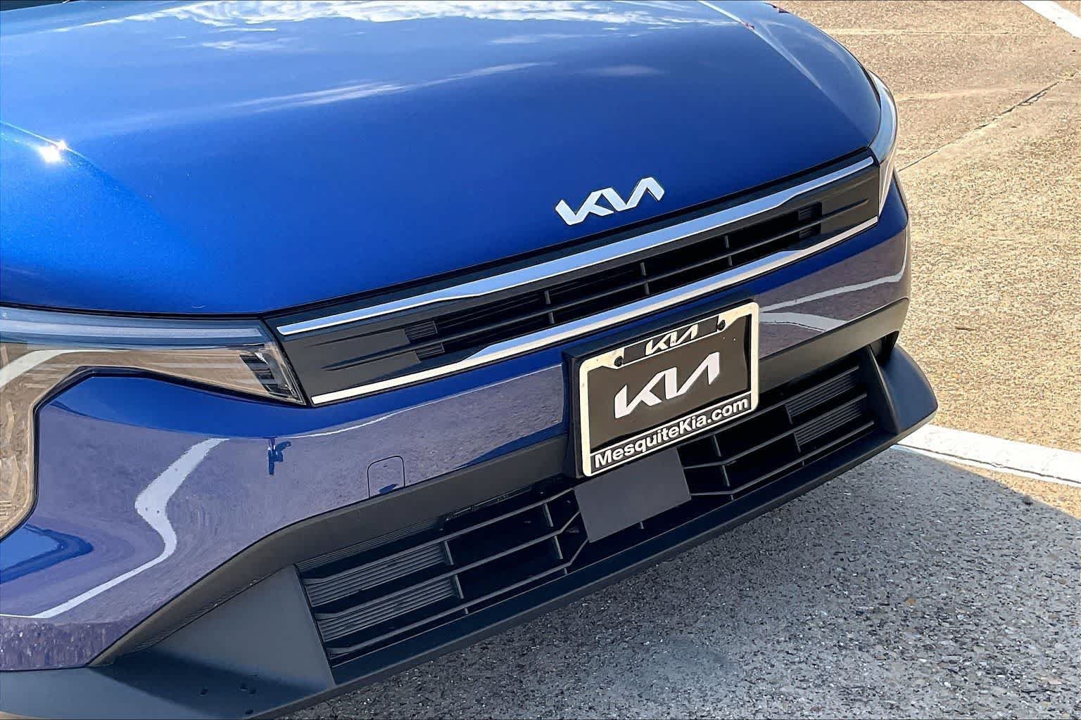 Used 2025 Kia K4 FWD image 30