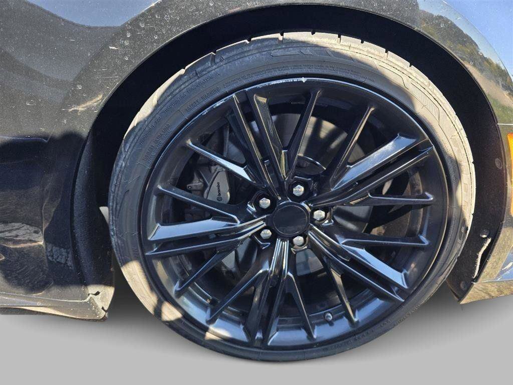Used 2018 Chevrolet Camaro ZL1 image 10