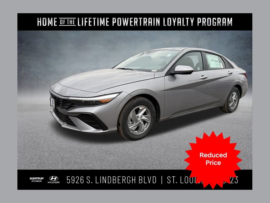Used 2026 Hyundai Elantra SE w/ Cargo Package