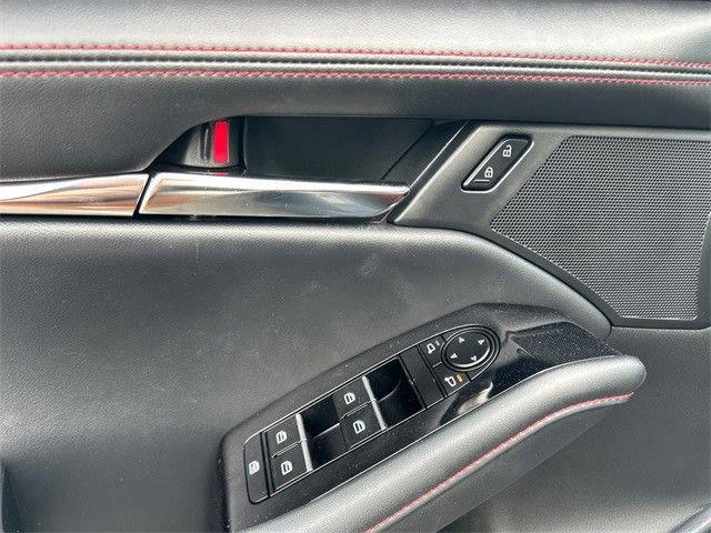 Used 2024 MAZDA MAZDA3 s image 19