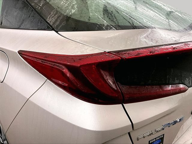 Used 2017 Toyota Prius Prime Plus w/ Carpet Mat Package FWD image 28