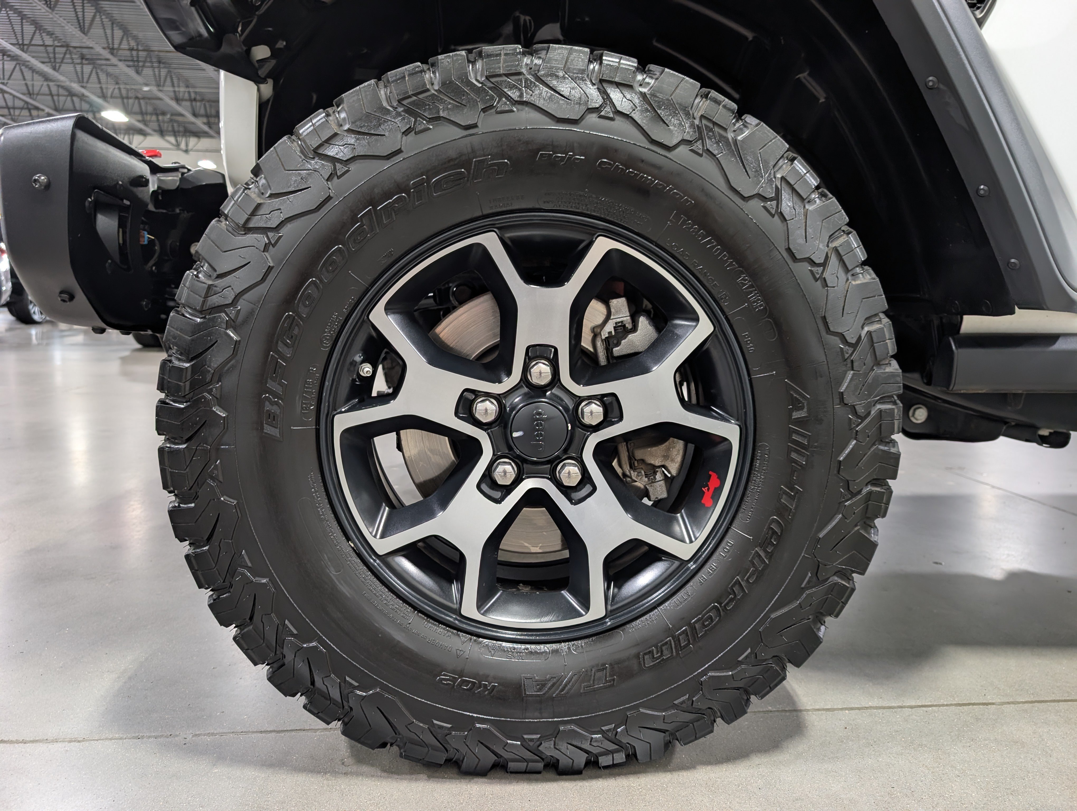 Used 2019 Jeep Wrangler Unlimited Rubicon AWD/4WD image 9
