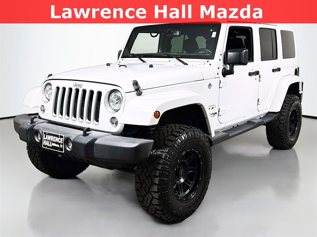 Used 2018 Jeep Wrangler Unlimited Sahara w/ Connectivity Group image 1