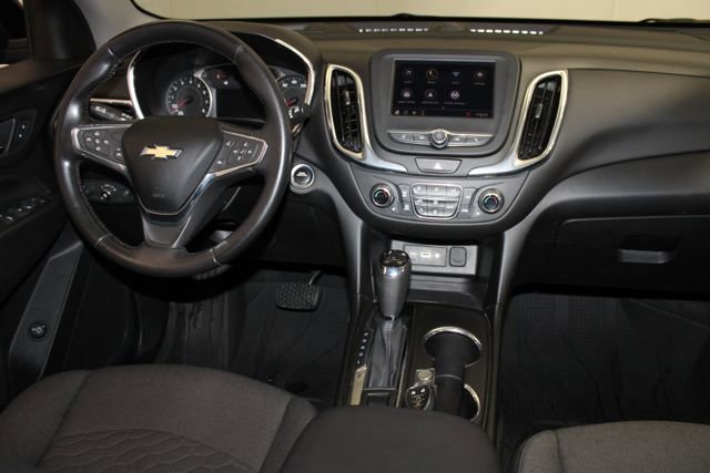 Used 2020 Chevrolet Equinox LT w/ Driver Convenience Package FWD image 12