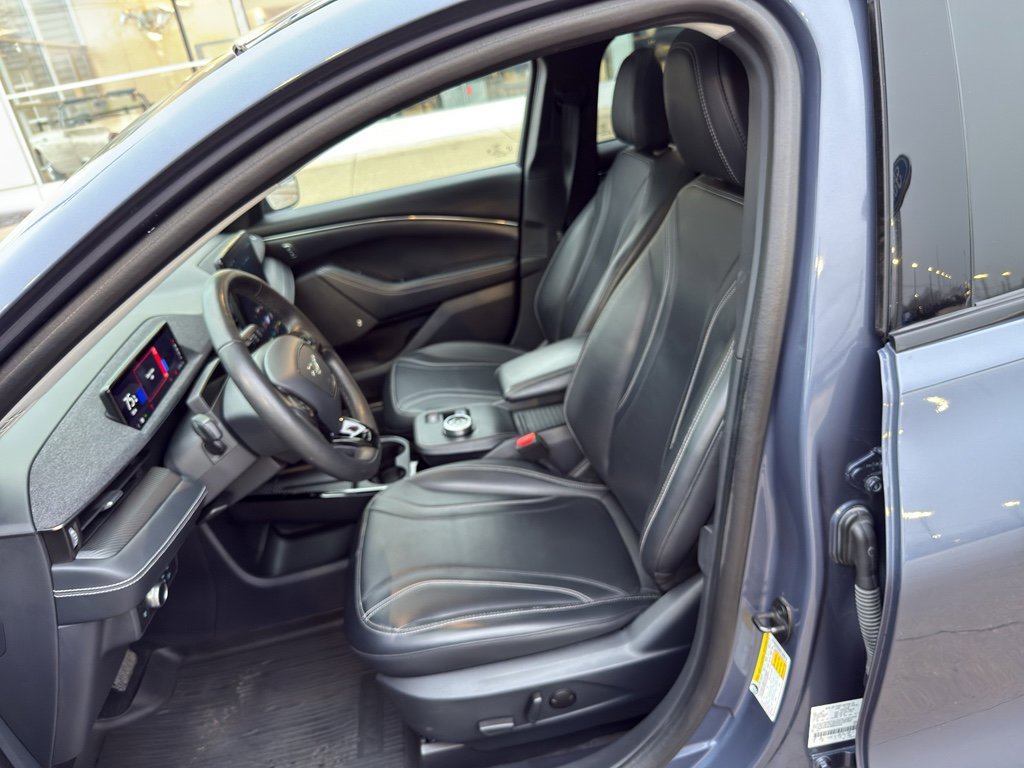 Used 2021 Ford Mustang Mach-E Premium image 11