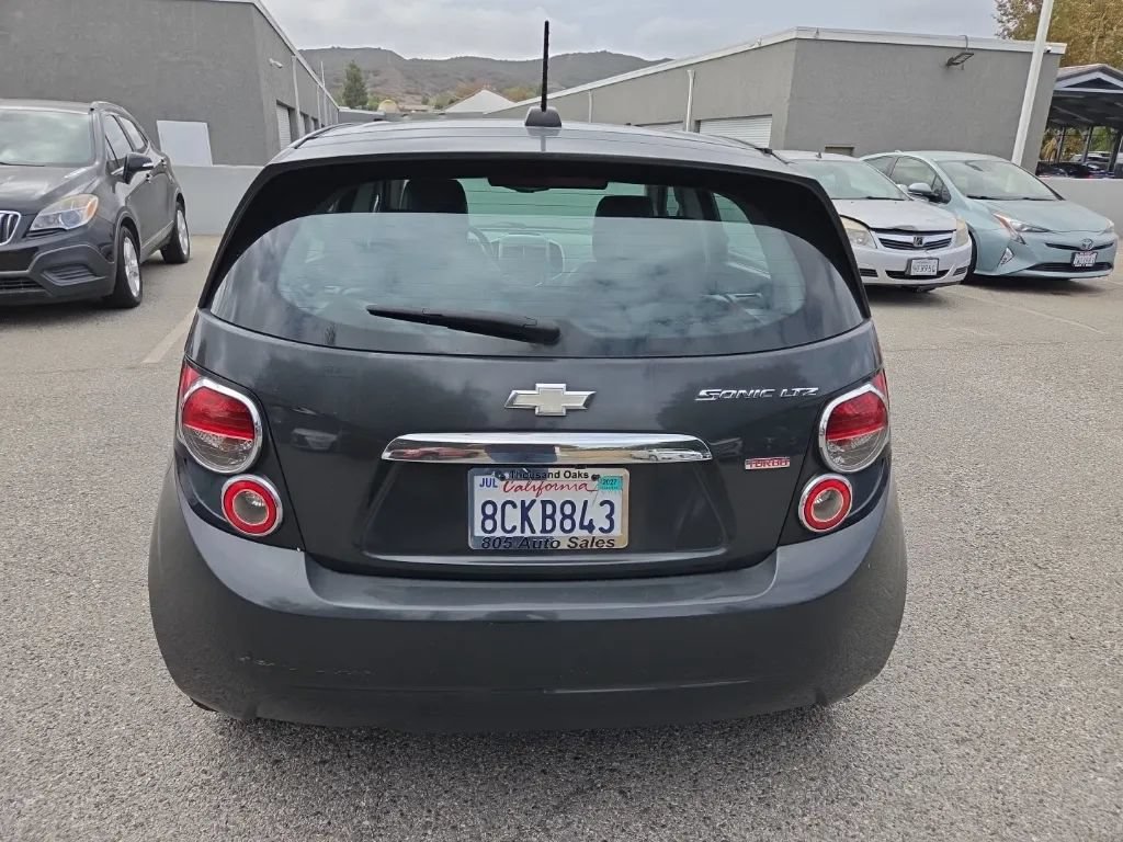 Used 2015 Chevrolet Sonic LTZ FWD image 4
