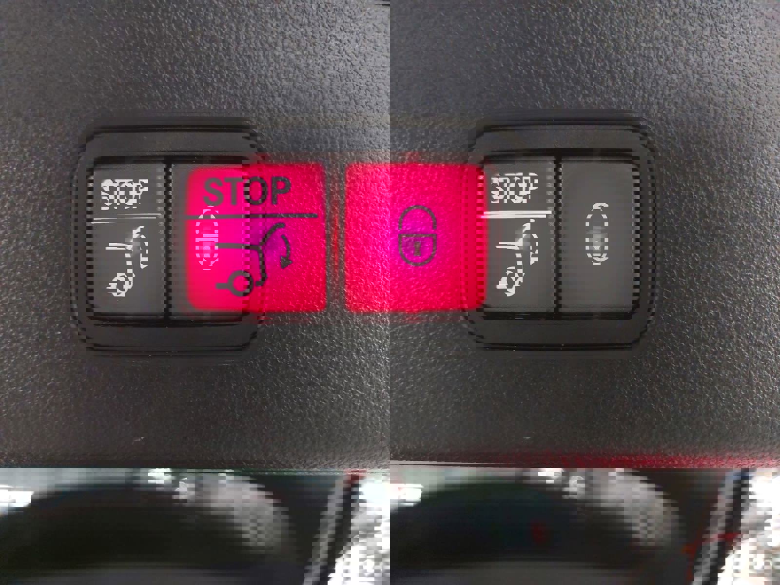 Used 2023 Mercedes-Benz GLC 300 GLC 300 image 13