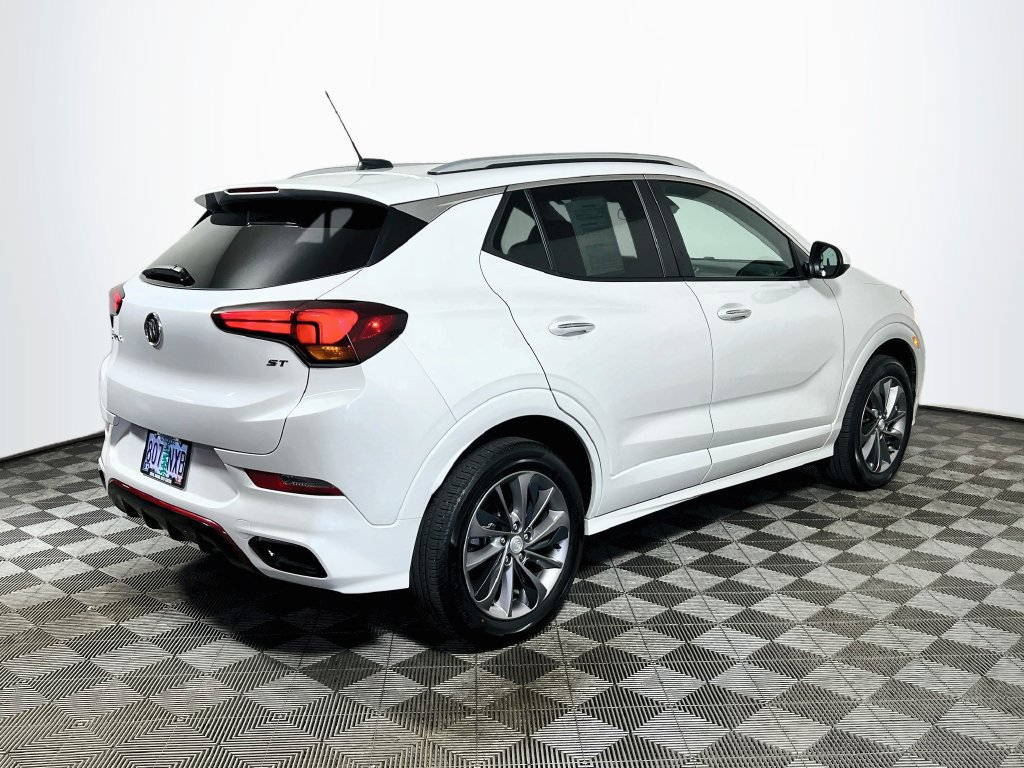 Used 2023 Buick Encore GX Select w/ Sport Touring Package AWD/4WD image 7