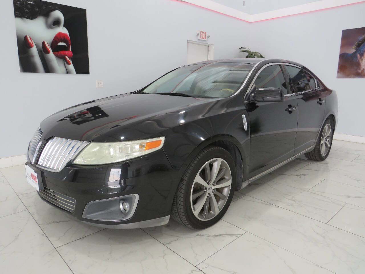 Used 2010 Lincoln MKS image 8