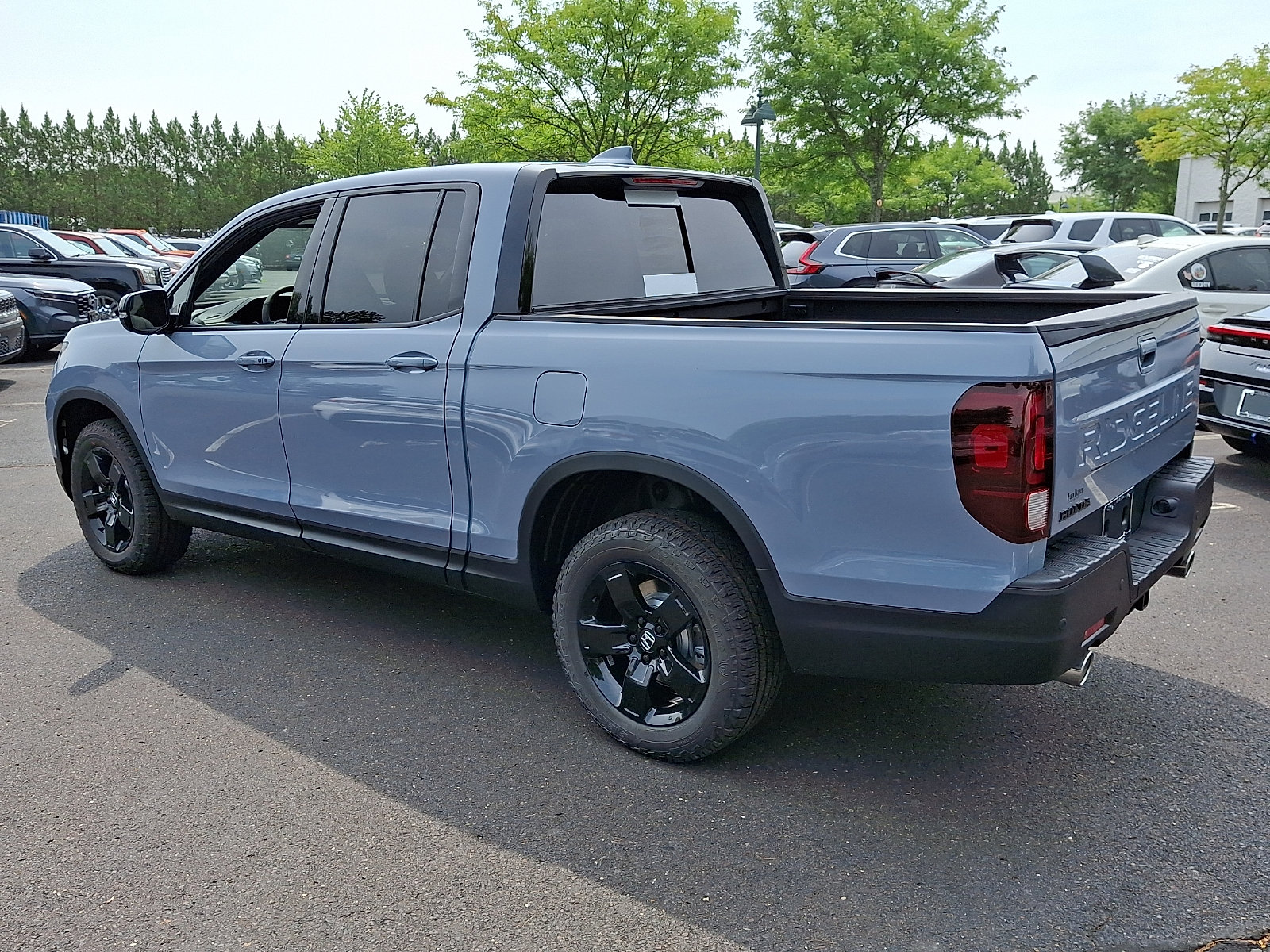 New 2026 Honda Ridgeline Black Edition image 3