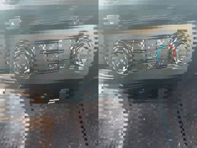 Used 2017 Ford F150 XLT image 10