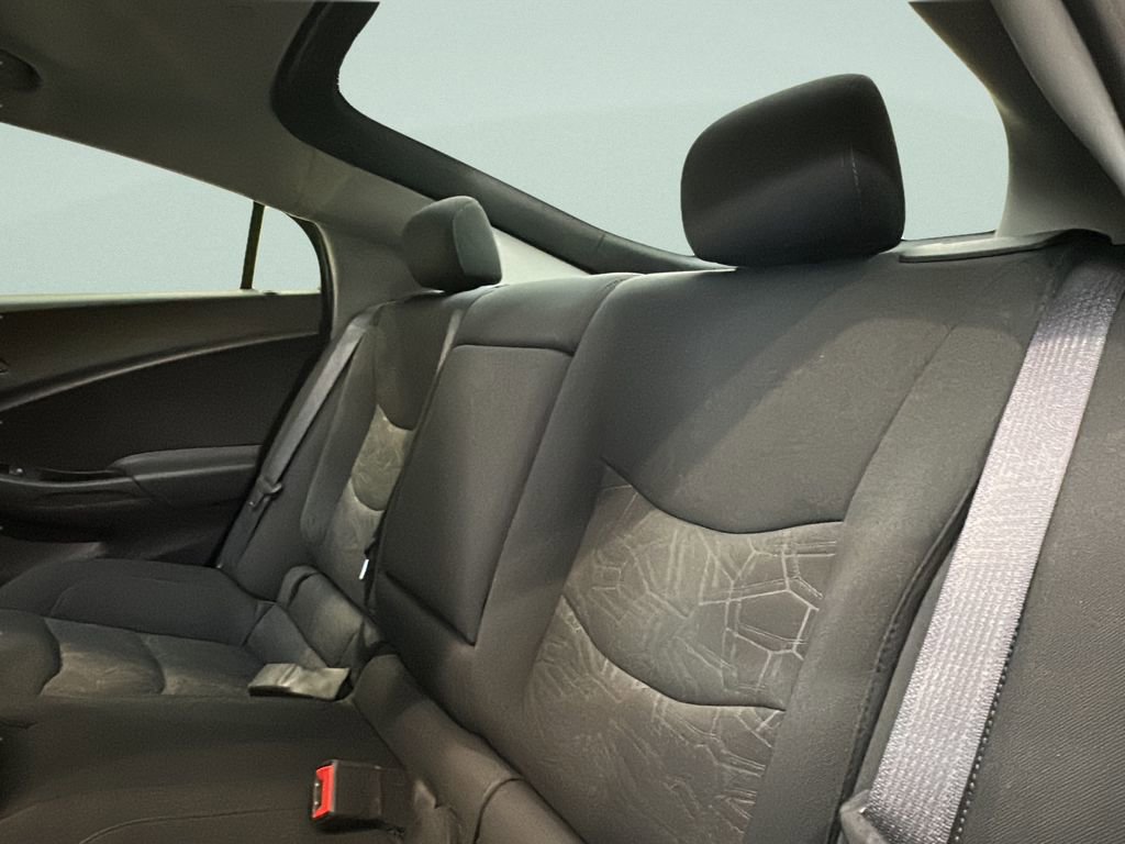 Used 2016 Chevrolet Volt LT image 11