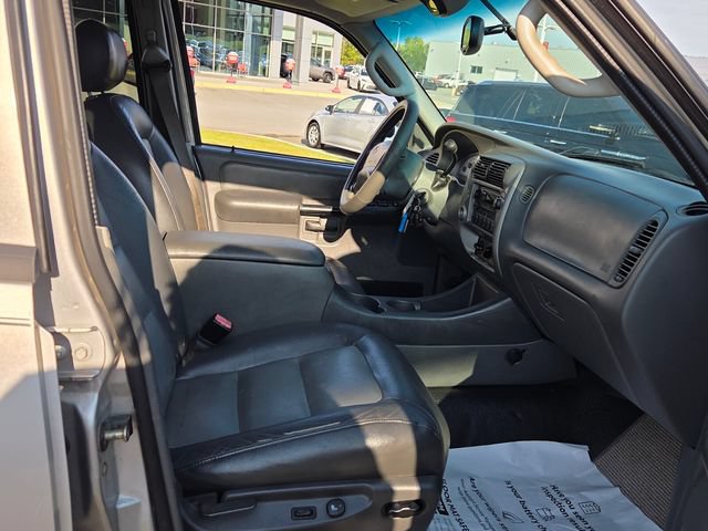 Used 2004 Ford Explorer Sport Trac XLS RWD image 15